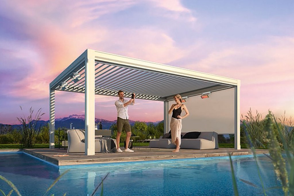 Moderne Überdachung über einer Terrasse mit Schwimmbecken und Blick auf die Landschaft. Moderne Überdachung über einer Terrasse mit Schwimmbecken und Blick auf die Landschaft.