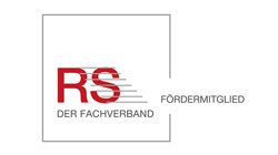 Logo mit Rechteck und der Schrift "RS" in Rot, unterlegt mit "DER FACHVERBAND" und "FÖRDERMITGLIED". Logo mit Rechteck und der Schrift "RS" in Rot, unterlegt mit "DER FACHVERBAND" und "FÖRDERMITGLIED".