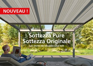 Image d'une terrasse avec une structure de surplomb, dominée par des teintes grises et un design moderne. 